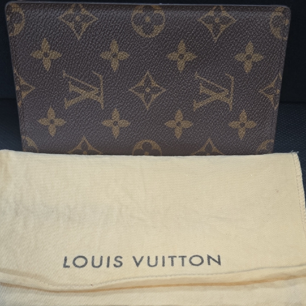 Louis Vuitton Brown Monogram Card Holder